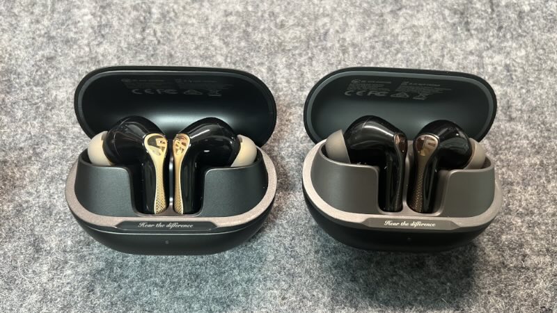 左Air5Pro+、右Air5Pro